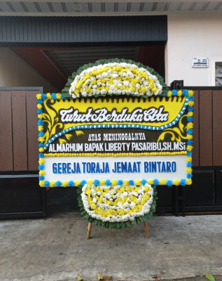 Papan Bunga Duka di Mafututu